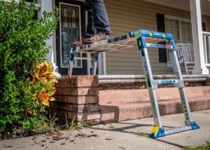 What is the best size extension ladder to use for a residential house
