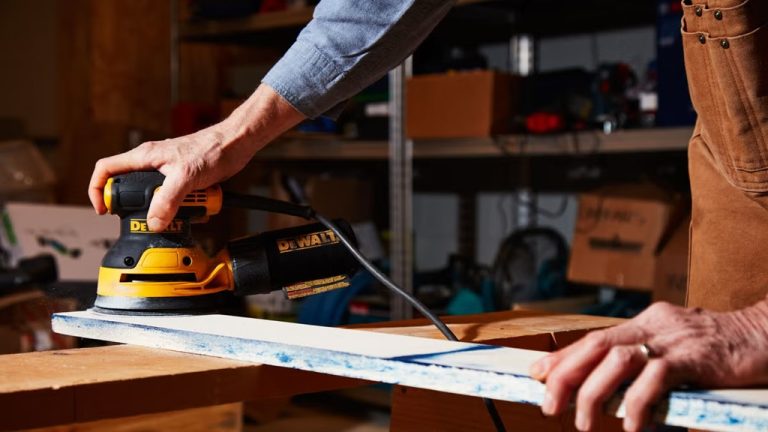 Can you attach a vacuum to a sander?