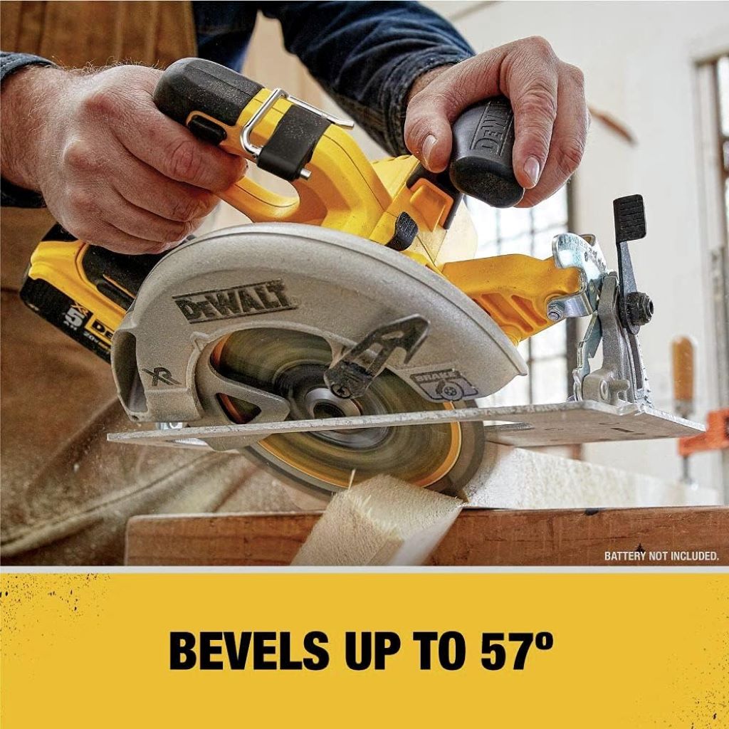 Lightweight DEWALT DCS570B circular saw, cordless and easy to handle