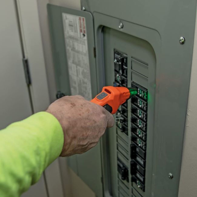 Klein ET310 electric circuit breaker finder with integrated GFCI tester