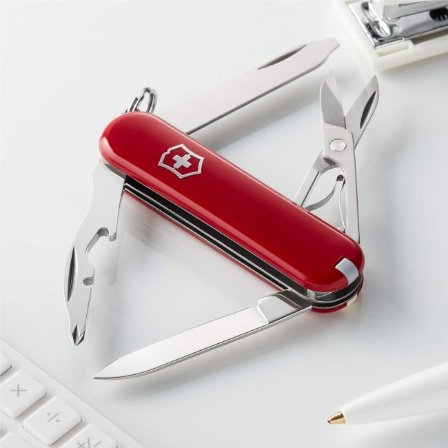 Victorinox Rambler Swiss Army knife in red with 10 functions, magnetic Phillips screwdriver, scissors, and tweezers